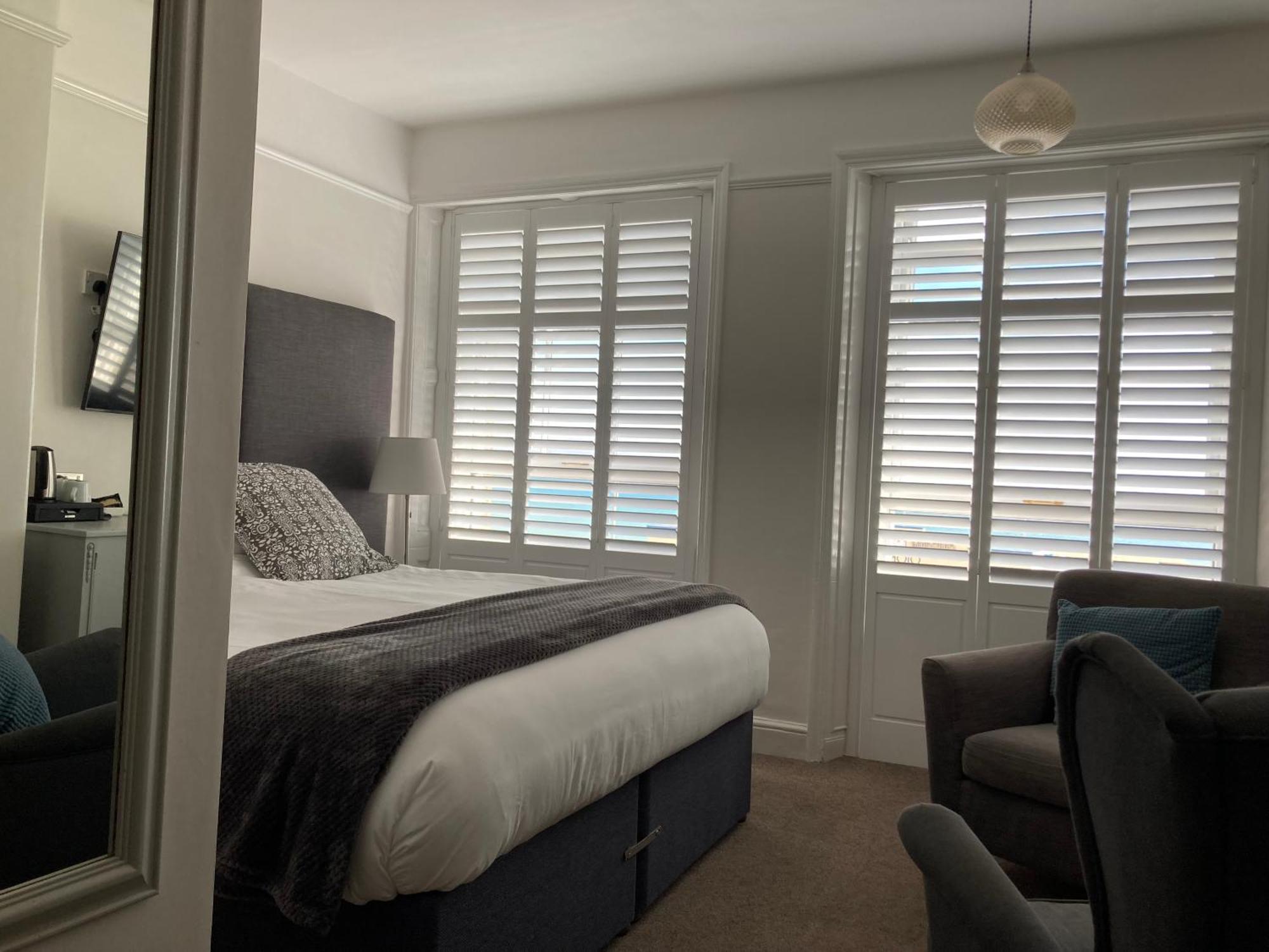 The Esplanade Guest house 4*